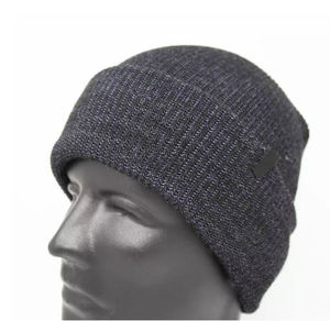<b>Beanies</b> for <b>Men</b> Women Plain Windproof <b>Hat</b> Winter OEM Designs Sports Casual Cuff <b>Hat</b> with Custom Woven Tag <b>Beanies</b> - Product Image 4