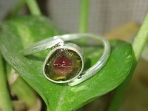 Anillo de piedras preciosas de turmalina de estilo étnico hecho a mano unisex fino para Aniversario de fiesta de compromiso - Product Image 4