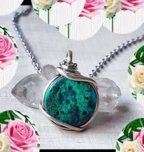 Beau collier de pierres précieuses en labradorite bijoux collier enroulé de fil de laiton cadeau d'anniversaire collier de fournisseur en gros - Product Image 2