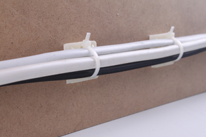 Mayorista Blanco 30x30mm 40x40mm Base Soporte de Bridas de Nailon Autoadhesivo Soportes de Bridas Gestión Efectiva de Cables - Product Image 6