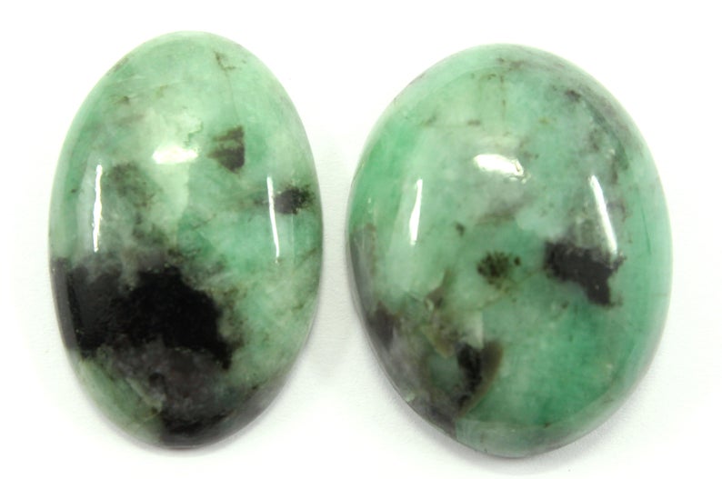 สีเขียว