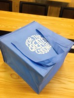 Nouveau style, sac isotherme réutilisable personnalisé en PP non tissé recyclé, imprimé soie, pour courses et refroidisseur de bière, avec fermeture éclair robuste