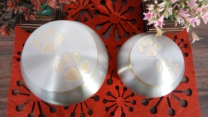 Suministros de cremación para mascotas, diferentes colores de ODYSSEY, urnfunerario, Brassworld, India - Product Image 6