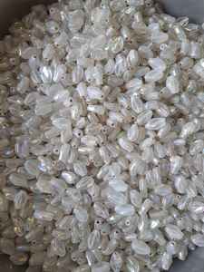 Venta al por mayor moderno hecho a mano granate cuentas de vidrio en forma ovalada atractivo decorativo cristal de Murano para interiores modernos - Product Image 3