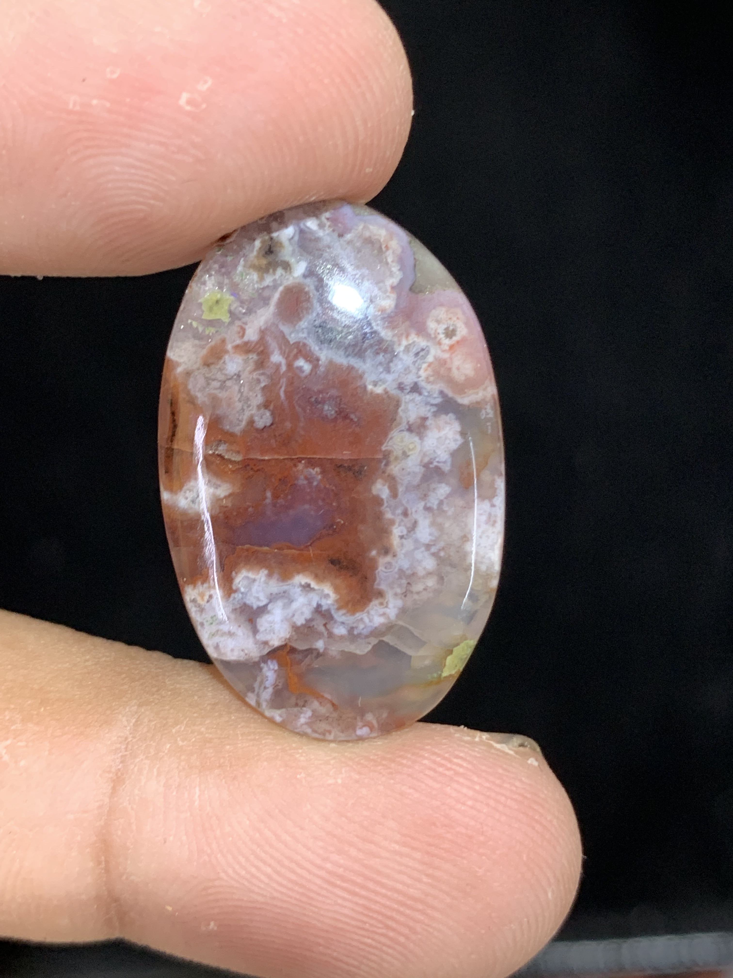 สีน้ำตาล