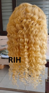 Perruques en cheveux ondulés bouclés 13x6 Deep Wave à lacet frontal transparent aligné sur les cuticules blondes du temple indien brut du vendeur - Product Image 5