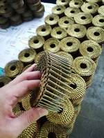 Clous à palette en fil de fer collé de 15 degrés, à tige annelée lisse, emballés en carton, fabriqués en Malaisie, matériaux de première qualité