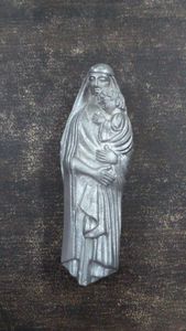 Statue de Mary Metha en laiton pour la décoration intérieure - Product Image 2