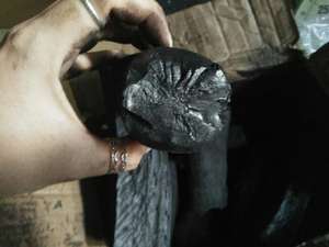 Charbon Offre Spéciale CHAUD DE FOURNISSEURS DU VIETNAM Charbon de bois dur noir - Product Image 6