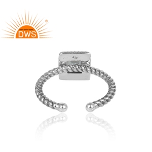 ผู้จัดจำหน่ายเครื่องประดับแหวนออกซิไดซ์925แหวนเงินขายส่งเครื่องประดับอัญมณีบุษราคัมธรรมชาติสีฟ้าแบบดั้งเดิม - Product Image 4