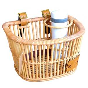 Cesta de mimbre para bicicleta con soporte para bebidas - Product Image 1
