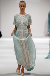 Cuentas de cristal de NEW--ELEGANT--EMBROIDERY, STONE--ZARDOZI de cristal en azul cielo, vestido de caftán con Sendero para fiesta y boda @ 2021 - Product Image 2