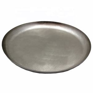 Venta al por mayor de utensilios de cocina hechos a mano de metal hierro níquel plato bandeja plato para servir comida vajilla hecha a mano - Product Image 1