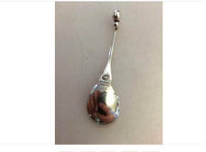 Cuillère à tête ronde argentée avec poignée design Couverts élégants en acier inoxydable pour salle à manger, cuisine et événements spéciaux - Product Image 4