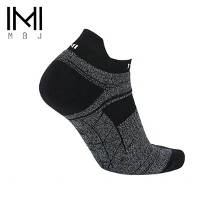 Chaussettes de sport montantes 2026 avec revers et semelle respirantes, absorbant la transpiration, tricotées, d'été, antibactériennes, écologiques et épaisses - Product Image 1