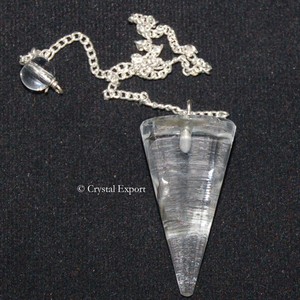 Compre en Línea Péndulos de Cuarzo Transparente en Forma de Cono: Péndulos de Cuarzo Transparente en Forma de Cono en Venta - Product Image 1