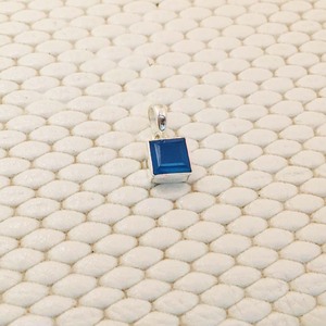 Pendentifs fins en argent sterling 925 et breloques mignon carré en calcédoine Aqua avec réglage de lunette pour accessoires de fabrication de bijoux - Product Image 5
