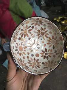 Bol de noix de coco écologique du Vietnam pour la décoration à la maison bol de coco coloré laque de vente chaude prix de gros - Product Image 3