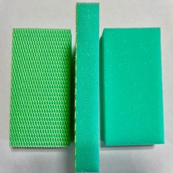 สีเขียว