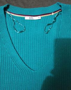 Vêtements à étiquettes de marque originales pour femmes, pulls à manches longues à col en V, tricots décontractés en coton, lot de stock du Bangladesh - Product Image 3