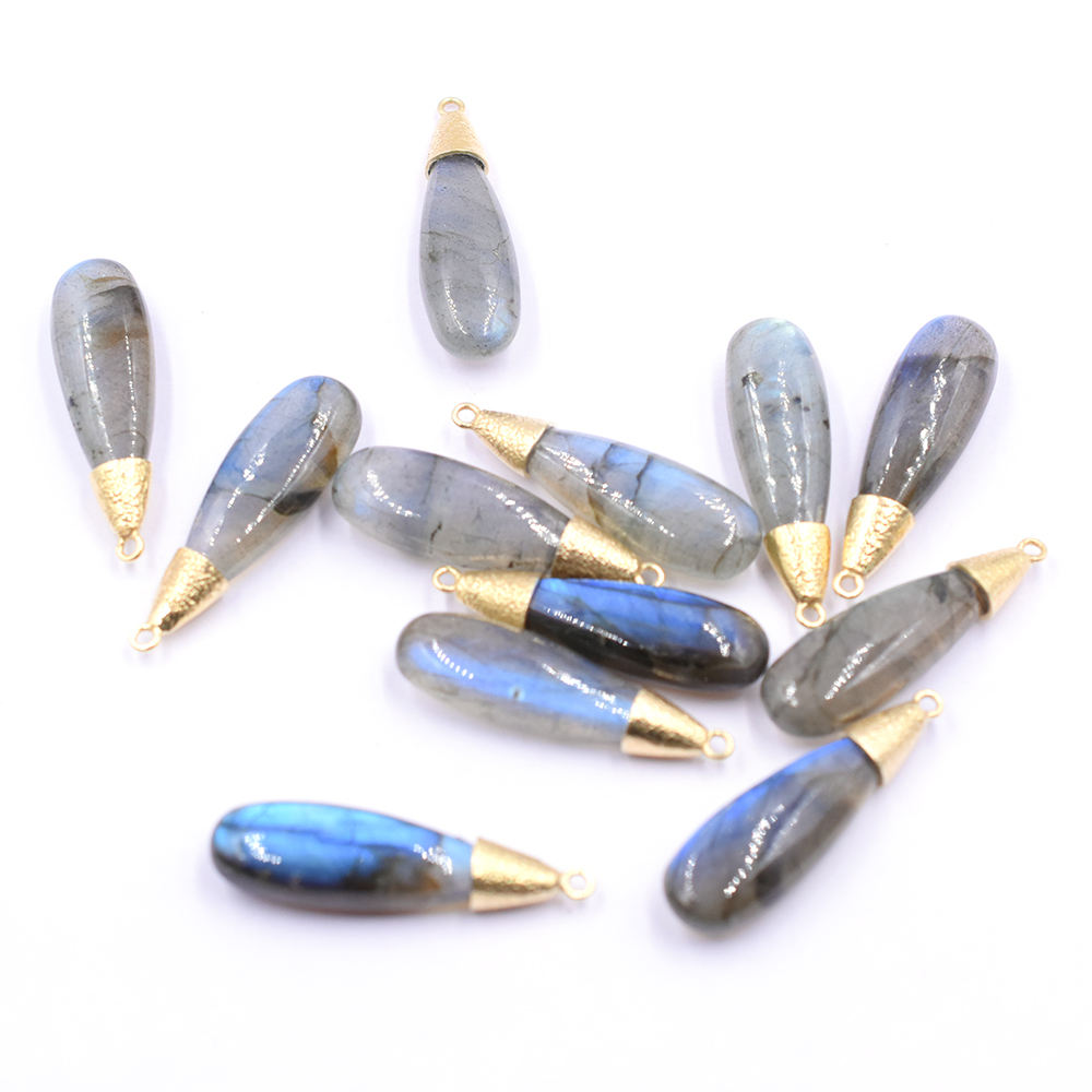 สีฟ้าและสีเทา