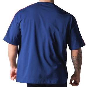 เสื้อยืดผ้าไมโครไฟเบอร์สำหรับผู้ชายทรงโอเวอร์ไซส์พร้อมโลโก้ตามสั่งน้ำหนักเบาลายพิมพ์ดิจิตอลสูง - Product Image 2