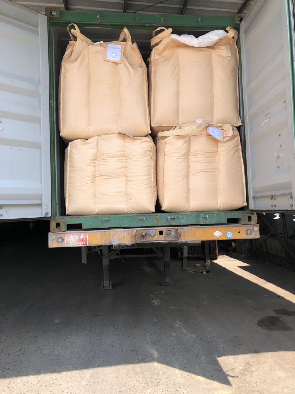 Virgin EPS Resin Beads Expandable Polystyrene Granules High Impact Resistance 7