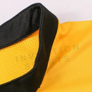 Uniforme de Fútbol de Alta Calidad, 100% Poliéster, Colores y Logotipo Personalizados, Último Estilo para Hombre, Servicio OEM, Venta al Por Mayor - Product Image 3