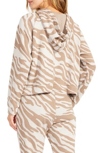 Nouveauté THANI AEIL SPORTS WEAR Sweat à capuche en molleton de performance pour femme avec logo personnalisé, en spandex/coton, disponible - Product Image 2
