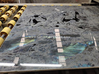 Dalles de granit Bianca en labradorite en gros, dalles de granit blanc de Madagascar bleu glacé pour les murs et les sols