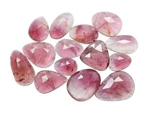 Cabochon de pierre naturelle de tourmaline bio à facettes en forme de rose de 13 pièces - Product Image 3