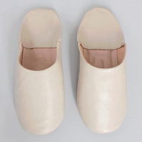Babouches marocaines légères en cuir véritable pour femme, style design couleur craie, pour intérieur, été, automne, hiver