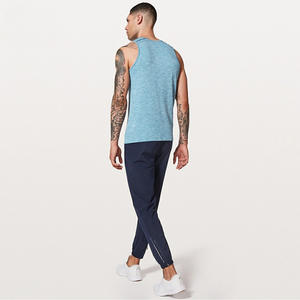 2024 venta al por mayor hombres Tank Top malla Sexy secado rápido hombres entrenamiento Stringer Singlet Fitness Gym Tank Top para hombres - Product Image 4