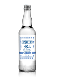 Fabbrica polacca di vodka con etichetta privata