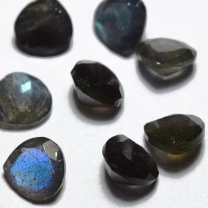 Piedra preciosa de corte de corazón facetado de labradorita gris Natural de 8mm, piedras semipreciosas calibradas sueltas para fabricante de joyería - Product Image 1