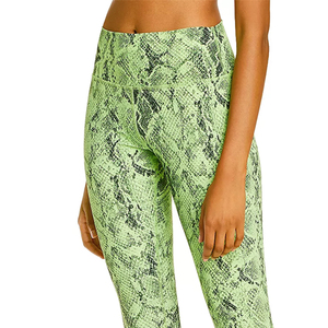 OEM Girls Wearing Gym Leggings Yoga pants Fitness with custom logo and style - Product Image 6