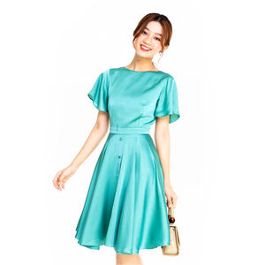 ชุดเดรสแขนสั้นสไตล์วินเทจย้อนยุคสำหรับผู้หญิง,ชุดเดรสลำลองคอกลมผ้าซาติน OEM ODM ตามสั่ง - Product Image 1