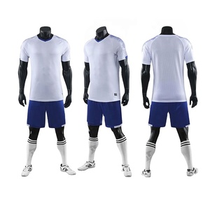 Nouvellement Style Maillots de Football En Gros de Football Chemise Ensemble Futbool Sport uniforme Offre Spéciale personnalisé de Football uniformes - Product Image 4