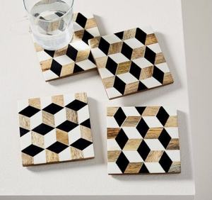 Ensemble de sous-verres de forme carrée tendance avec support Dernière conception Table en bois et résine Tapis et coussinets décoratifs pour la maison et la cuisine - Product Image 4