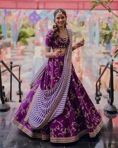Robe LEHENGA brodée de perles de verre de cristal, nouvelle tendance, élégante, pour mariée, magnifique, 2021 - Product Image 1