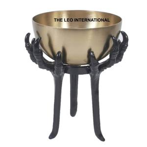 Bol en aluminium de forme ronde en métal doré noir Bol décoratif moderne style fantaisie pour la maison - Product Image 1