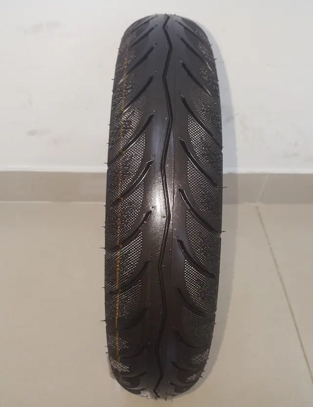 Widely used custom top quality motorcycle tire, natural rubber motor tires