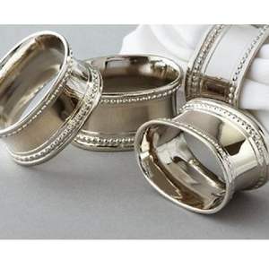 Classique Élégant Rond De Serviette En Métal Plaqué Or Forme Ronde Rond De Serviette Dernier Designer Bas Prix Fantaisie En Aluminium Rond De Serviette - Product Image 4