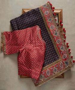 Vêtements de soirée brodés lourds Nouvelle collection Toutes les tailles et couleurs Tissu en filet brodé pour femmes indiennes Vêtement Saree prêt à l'emploi - Product Image 2