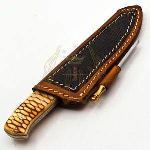 Magnifique couteau de chasse et de camping à lame fixe en acier Damas de haute qualité, manche forgé en os de chameau et corne de taureau - Product Image 5