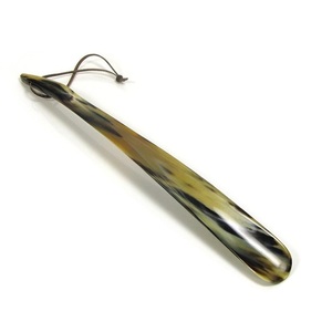 100% chaussure de corne de boeuf naturelle polie corne de chaussure de buffle d'eau réelle courte et chausse-pied à vendre emballage - Product Image 1