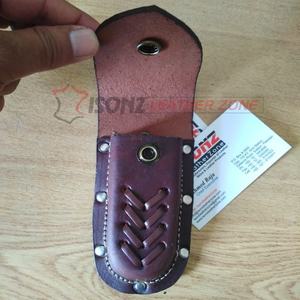 Cuchillo plegable de caza y acampada al aire libre con Funda de cuero de bolsillo de piel de vaca de madera OEM y ODM compatible con estuches de herramientas - Product Image 1