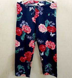 กางเกงเลกกิ้งเด็กผู้หญิงลายดอกไม้ ผ้าฝ้ายยืด สไตล์ลำลอง แบรนด์ดัง ของเหลือจากการผลิต  สต็อกจำนวนมากจากบังกลาเทศ - Product Image 1
