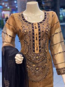 Diseñador bordado Organza Net Ladies Salwar Kameez Readymade Summer Party Wear en estilo pakistaní para festivales - Product Image 5