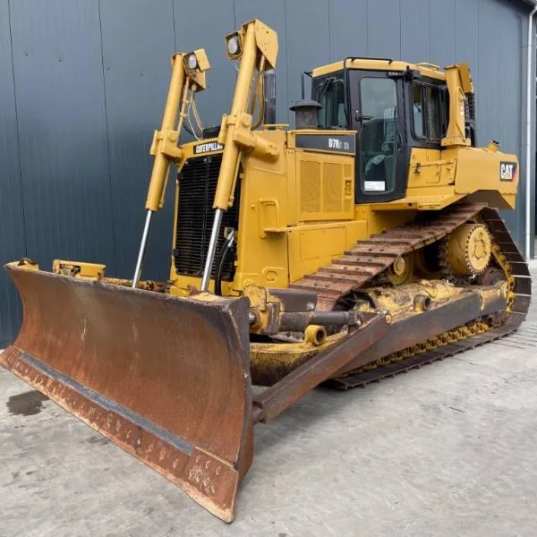 Bulldozer cingolato SD22 Bulldozer con scarificatore